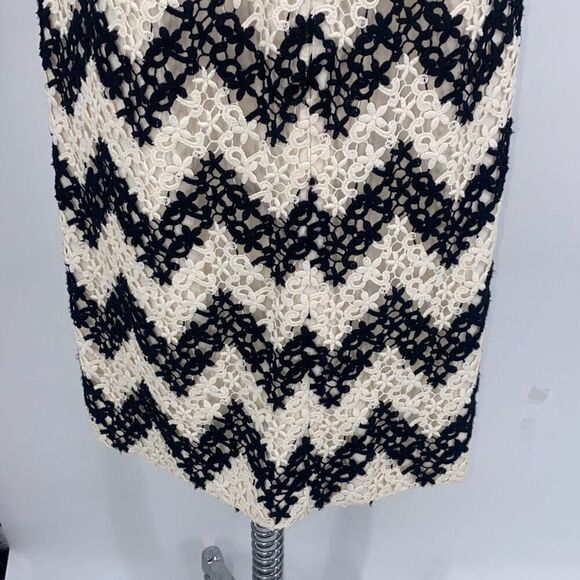 TALBOTS Black White Chevron Lace‎ Short Sleeve MIDI Dress Crochet 4P - Picture 12 of 16